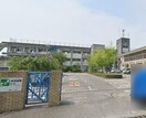 布師田小学校(小学校)まで1399m ソレーユ布師田