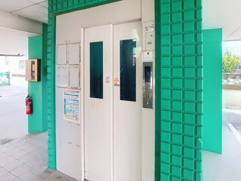 現況と異なる部分は現況を優先いたします。 CRAY4