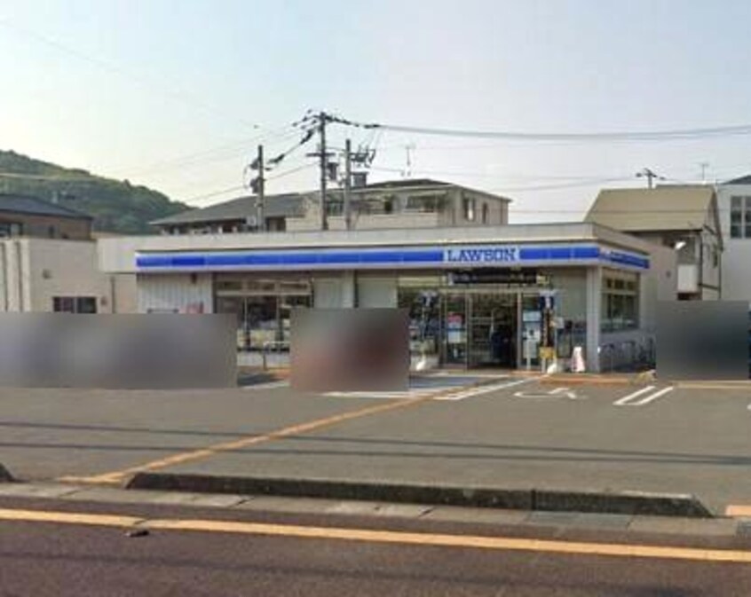 ローソン 高知百石町二丁目店(コンビニ)まで117m グランドール百石 Ⅱ