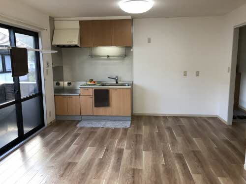  ファミール・ビレジ A棟