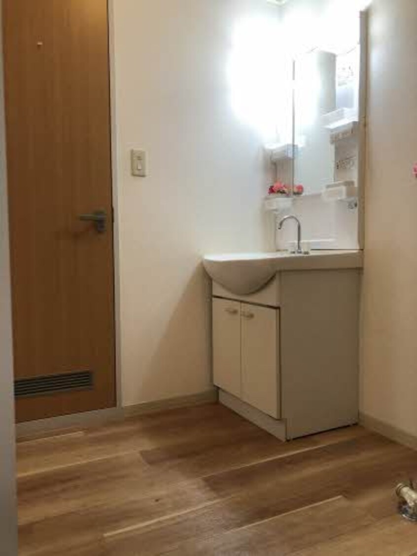  ファミール・ビレジ A棟