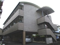 ヴィラ・アンソレイエ鴨部