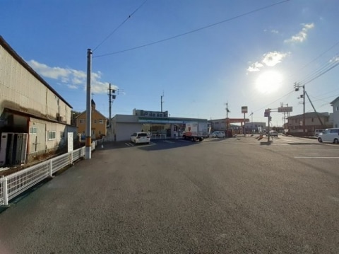 ファミリーマート 高知一宮東町店(コンビニ)まで535m ブルーハイツ一宮東町