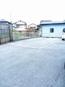 駐車場 エルディム西原