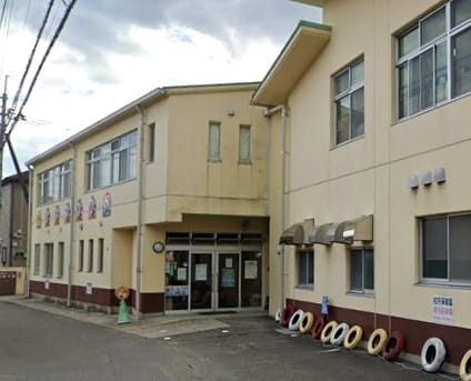 初月保育園(幼稚園/保育園)まで412m クリン・グレーハウス