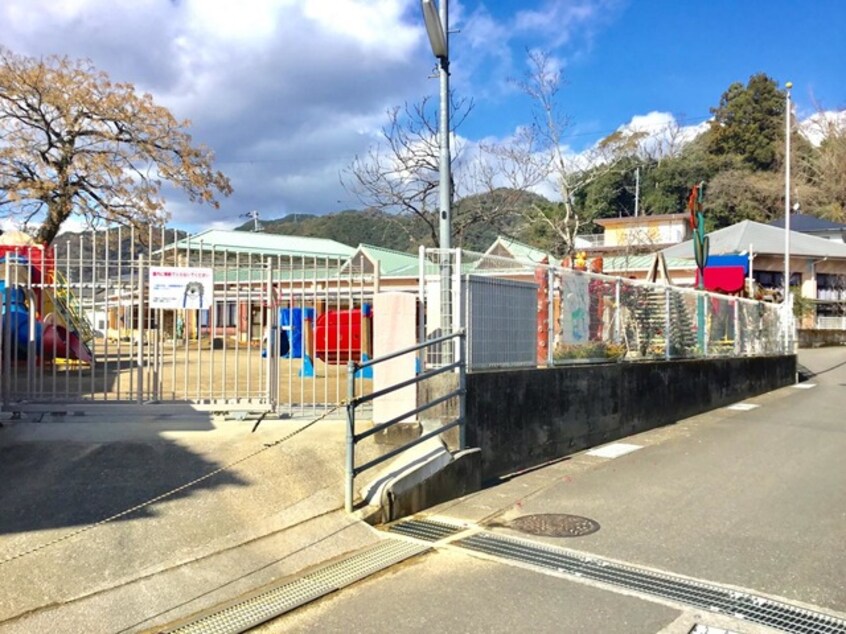 いづみ保育園(幼稚園/保育園)まで355m アメージングパル