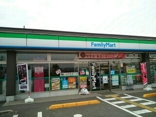 ファミリーマート 高知大津バイパス店(コンビニ)まで814m 松岡ハイツ　Ａ