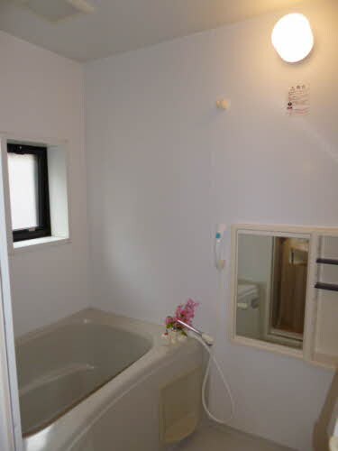  ファミール・ビレジ B棟