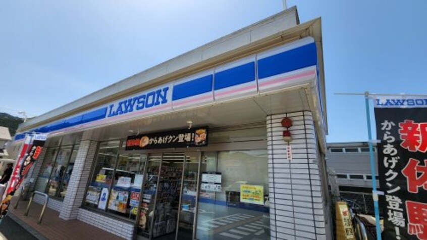ローソン 高知神田店(コンビニ)まで631m 桜花