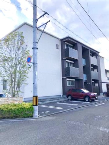  シャーメゾン パン トロワ