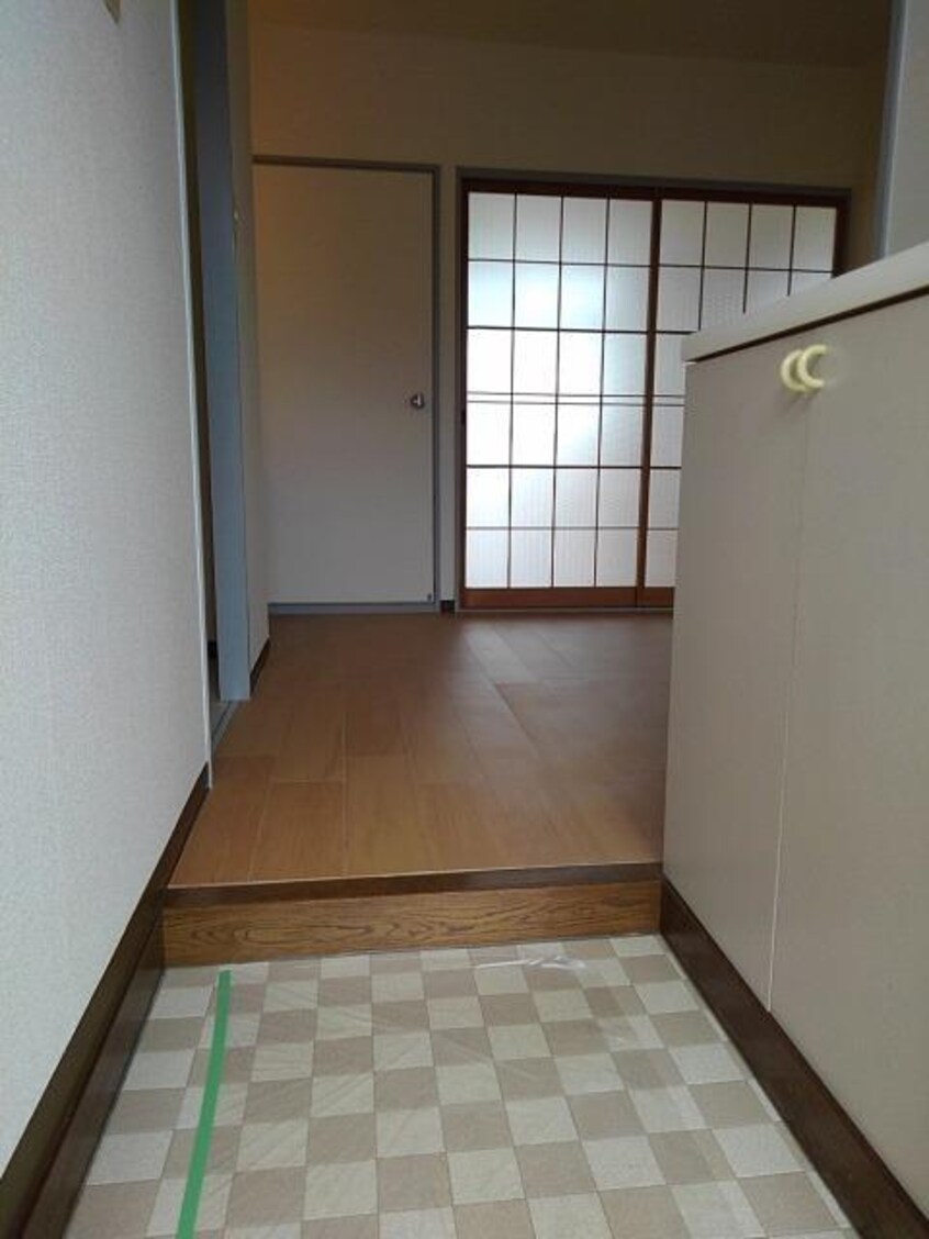 玄関 コーポ　すまいるはうす