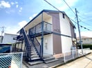 コーポブルースカイの外観