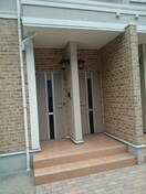 エントランス 松岡ハイツ　Ａ