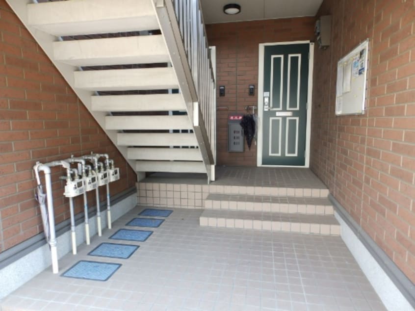 エントランス Smiley Smile A棟