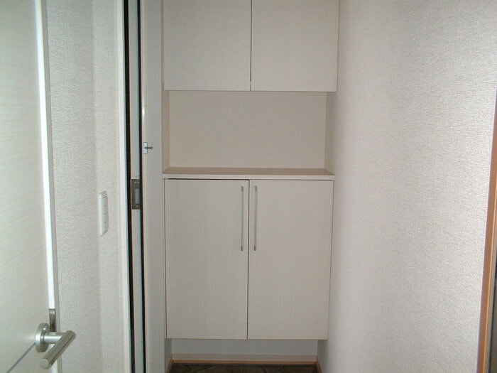 玄関 Smiley Smile A棟