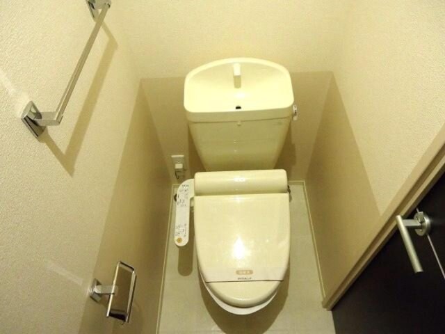 温水洗浄暖房便座 フェリオ 一ツ橋