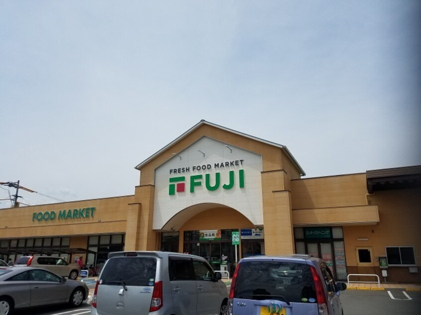 フジ 桜井店(スーパー)まで1152m クリスタルハイツ
