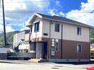 メゾンしなね B棟の外観