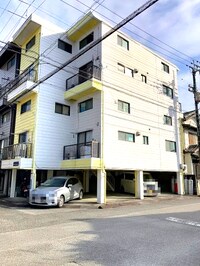 シャーロット葛島