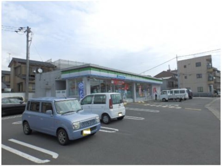 ファミリーマート 高知一宮店(コンビニ)まで605m 土讃線/土佐一宮駅 徒歩15分 2階 築41年