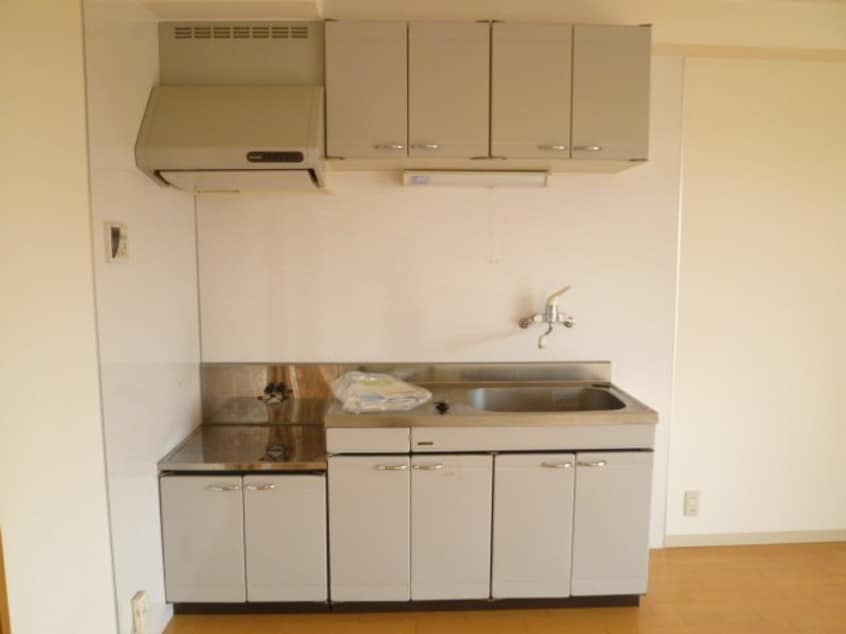 現況が相違する場合は現況を優先致します。2011年6月撮影。 セレス薊野