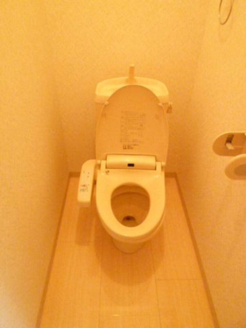 現況が相違する場合は現況を優先致します。2011年6月撮影。 セレス薊野