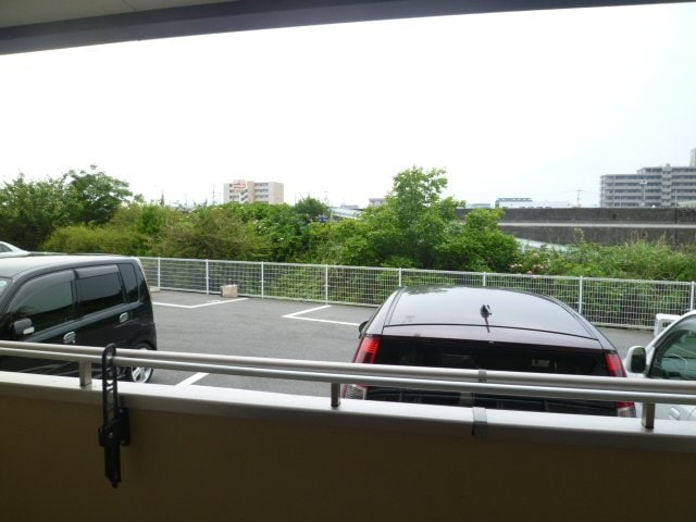 現況が相違する場合は現況を優先致します。2011年6月撮影。 セレス薊野