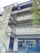 ハビット 南棟の外観