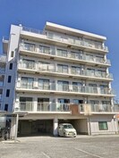 グランリーオの外観