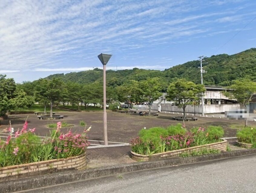 枝川公園(公園)まで533m フローラ