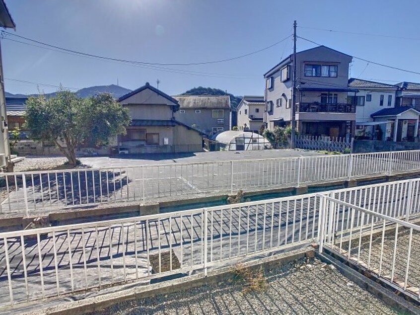 2024年12月撮影 寿ハイツ B棟