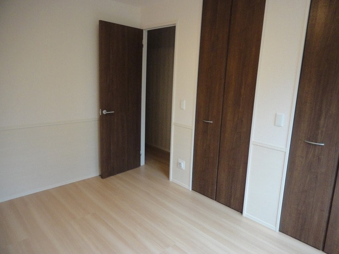 洋室6.06帖 アトラクトコート