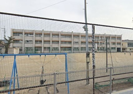 香美市立山田小学校(小学校)まで751m パルムドール参番館