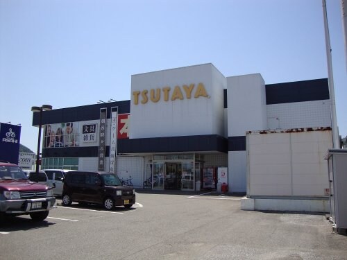 TSUTAYA 南国店まで967m フレグランス篠原 A棟