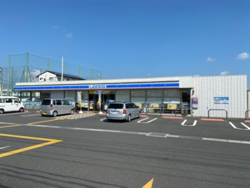 ローソン 南国篠原東泉店(コンビニ)まで227m 高知市電ごめん線・伊野線/住吉通駅 徒歩5分 2階 築20年