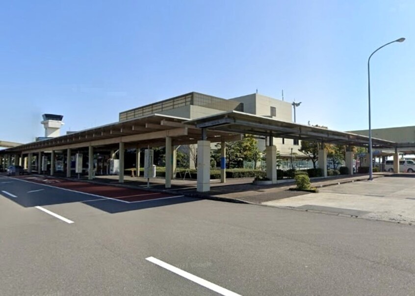 高知空港まで3957m 森田ハイツ A棟