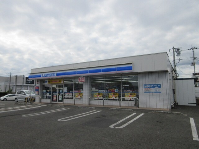 ローソン 土佐山田町栄町店(コンビニ)まで282m シンプルハウス