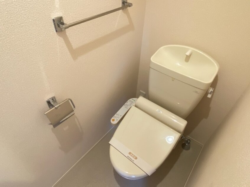 温水洗浄暖房便座 サルーチェ A棟