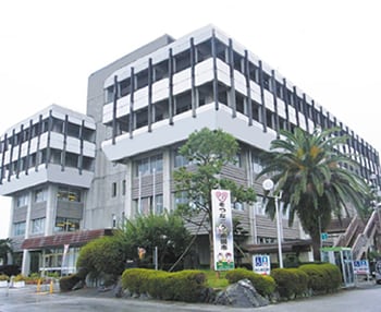 南国市役所(役所)まで1234m セゾンコートⅡ 春・夏 夏