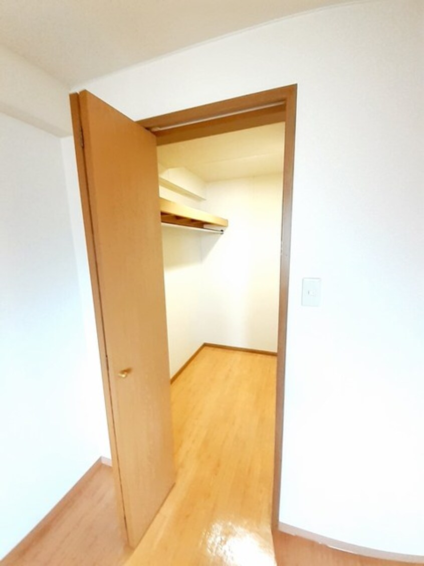  ウエスト　カレント