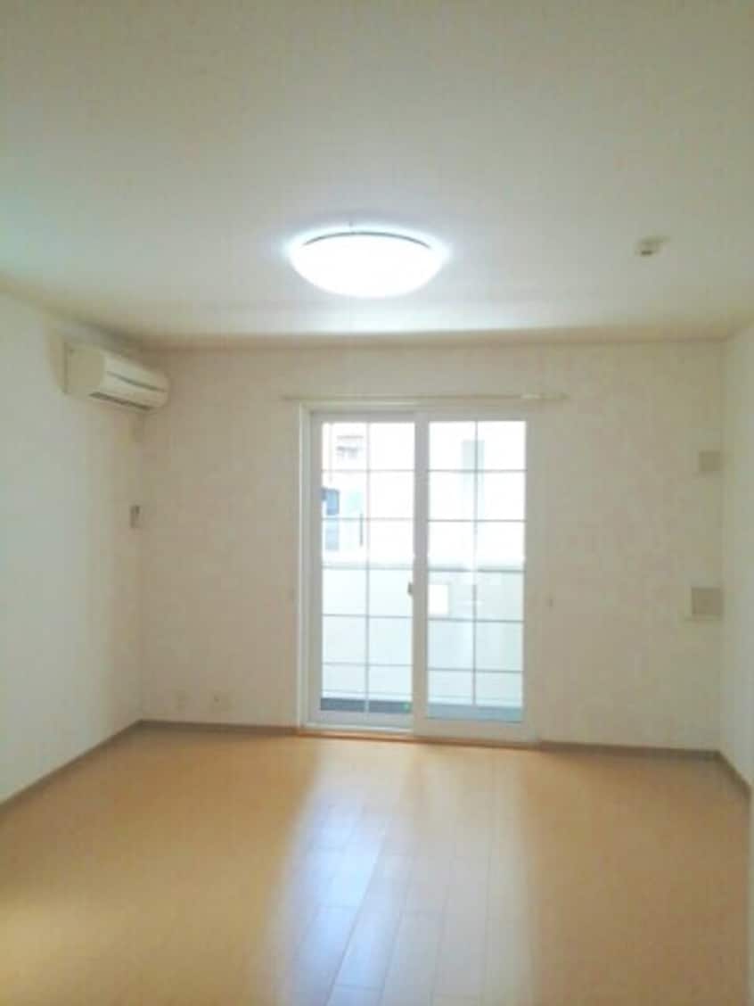 居室・リビング ヴィラ・ブライト　Ⅱ