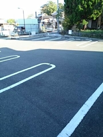 駐車場 ラズベリー