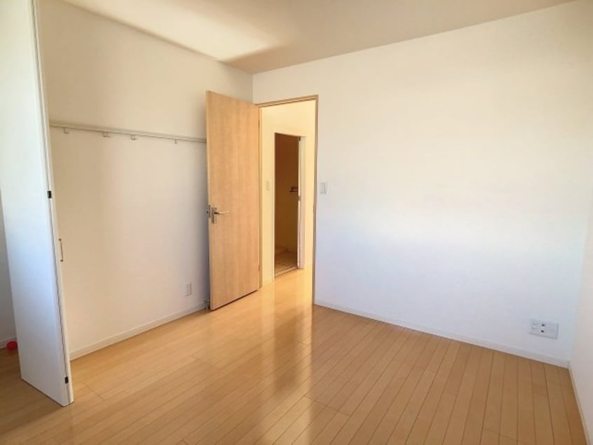 2024年1月撮影 シャーメゾン グラシャス B棟