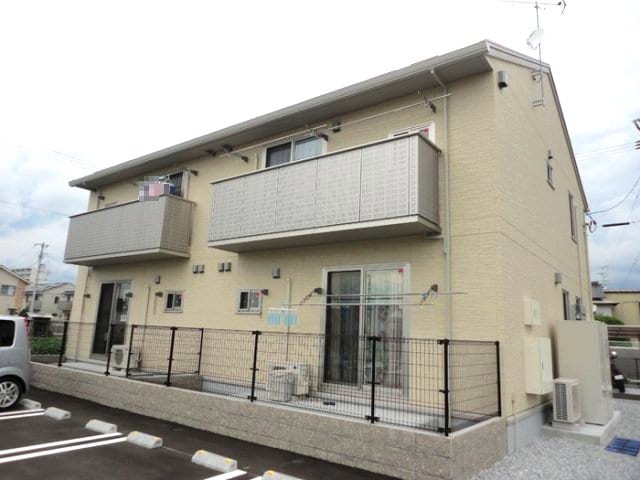 外観 ネオシャトー A棟