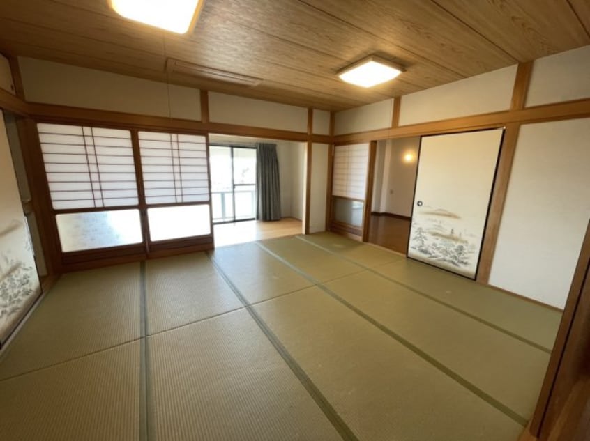 現況と異なる場合は現況を優先します。 高知市電ごめん線・伊野線/後免中町駅 徒歩1分 2-3階 築27年
