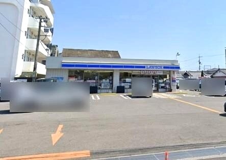 ローソン 土佐山田町旭町店(コンビニ)まで296m 旭町マンション