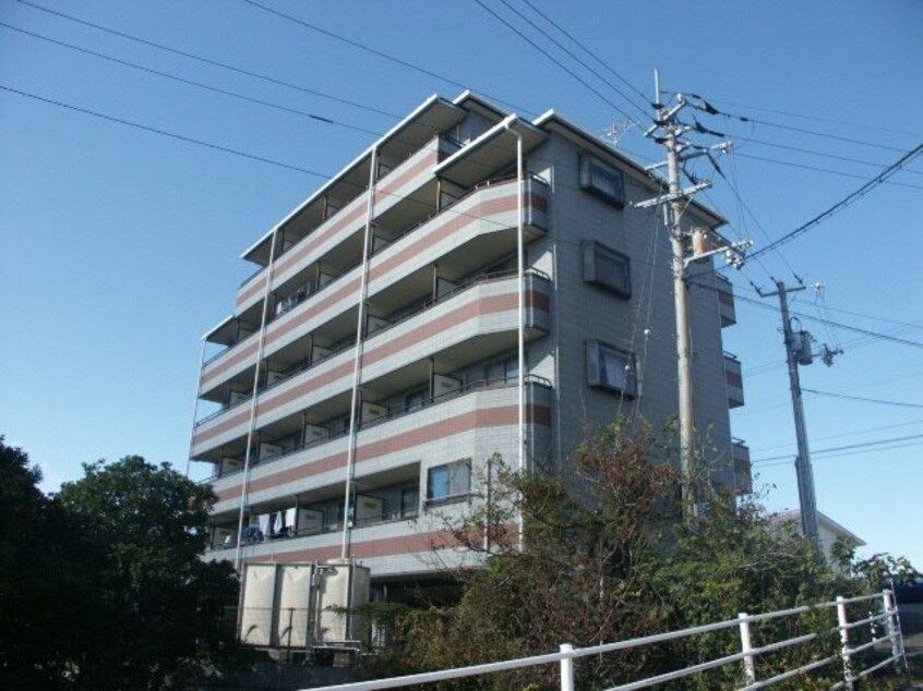 現況と異なる場合は現況を優先します（2005年12月撮影） フォレスト21