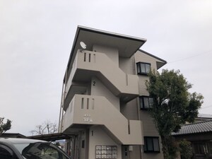 メゾンラポール