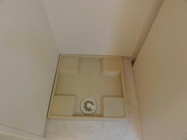  ESTRONDE(ｴｽﾄ･ﾛﾝﾄﾞ)