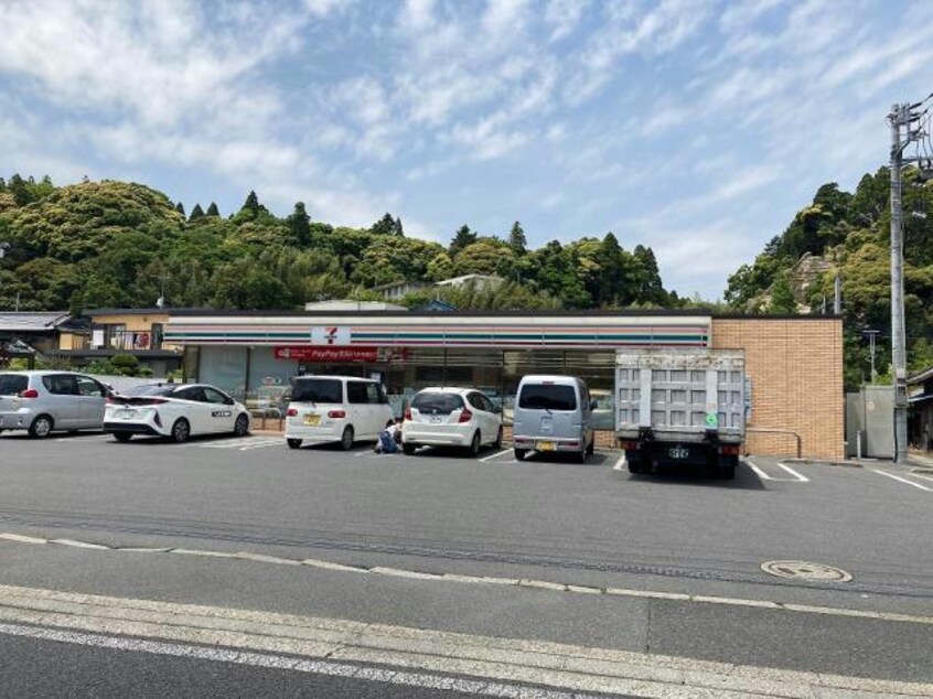 セブンイレブン東金新町店(コンビニ)まで500m イースト・ウィング